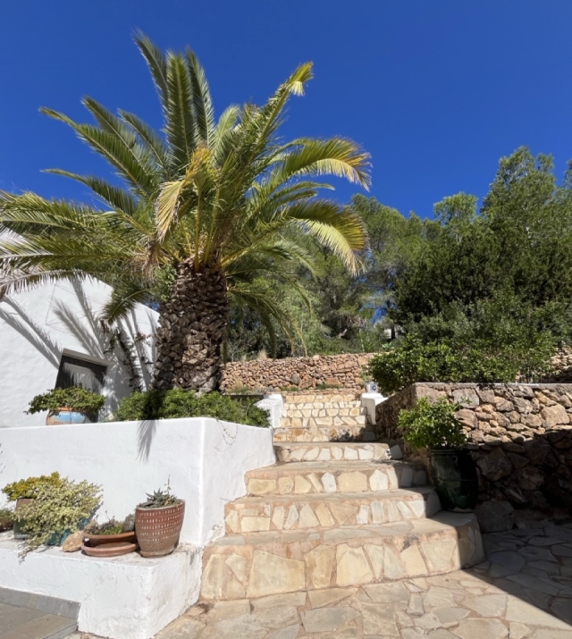 trappen exterior .jpeg